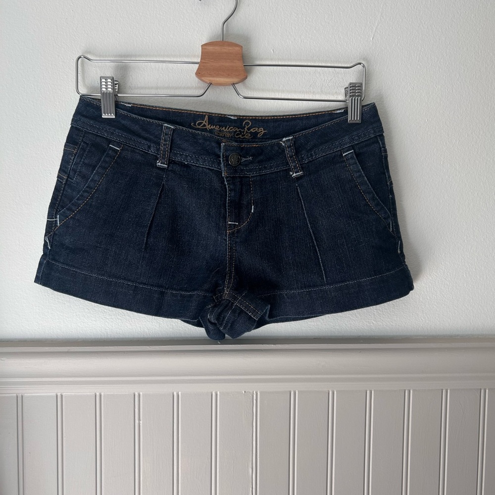 Y2K Vintage American Rag Size 3 Dark Wash Low Rise Cuffed Denim Jean Shorts
